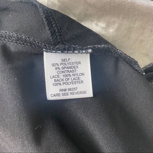 Ruffle Lace Halter - SMALL - *NWT* - Picture 7 of 8